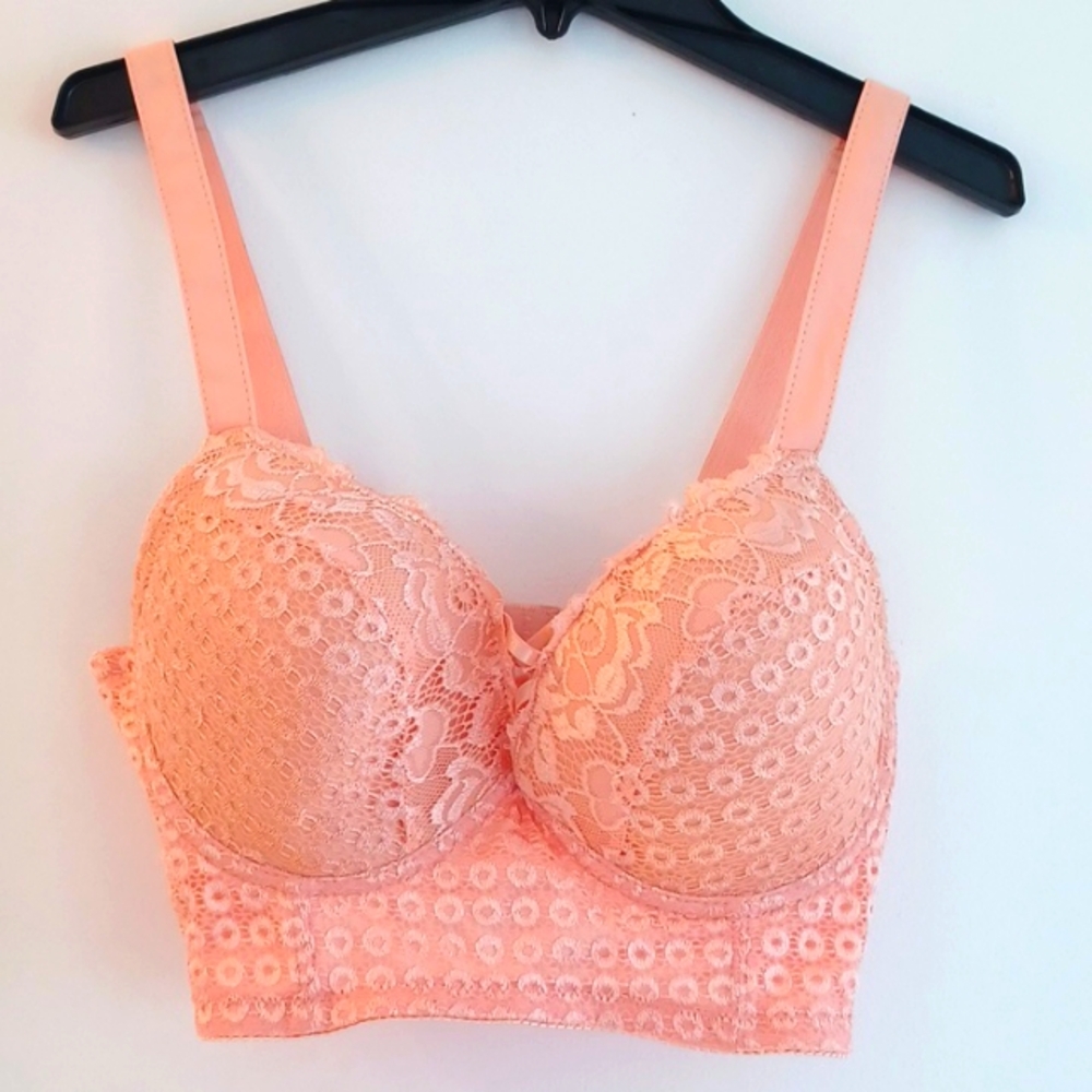 Bella Peach underwire long-line bra lightly padded 36D. Beautiful.